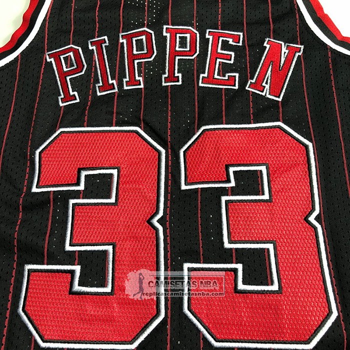 Camiseta Chicago Bulls Scottie Pippen NO 33 Mitchell & Ness 1996-97 Negro